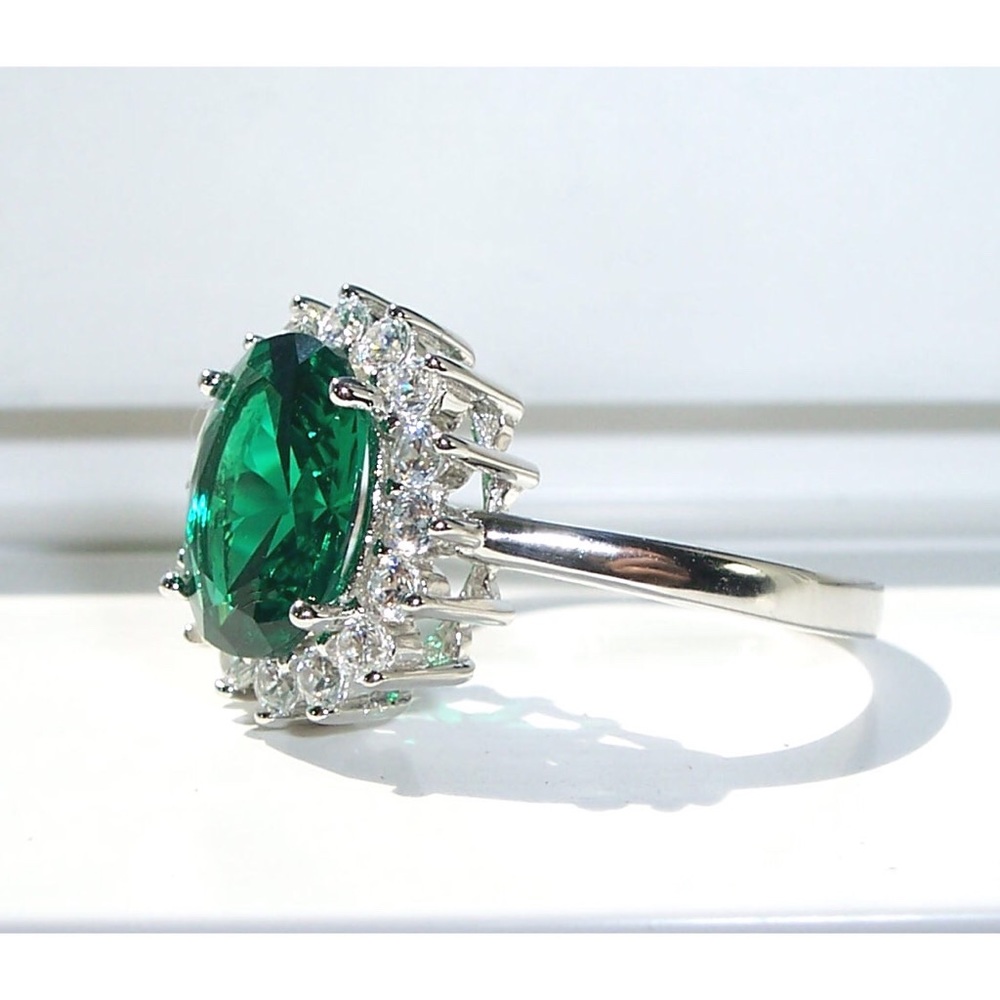 925 STERLING SILVER Simulated Emerald Cubic Zirconia Halo Ring - Picture 4 of 16